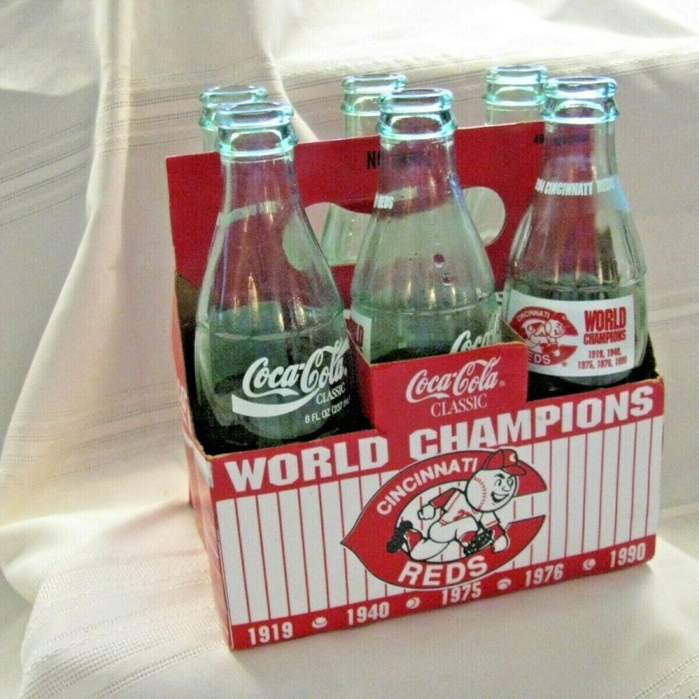 Coca cola Classic Cincinnati Reds 6 pack bottles